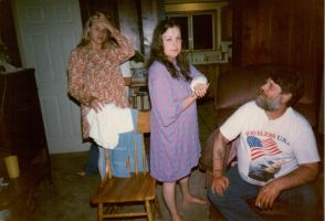 Eddie, Joan broken arm, Janeane