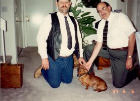Eddie, Louise Marrin, Poco the wild dachshund, before Chappy's funeral, Las Vegas