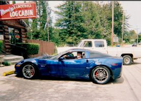 Montey's Log Cabin cocktails and corvettes