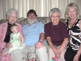 Georgia (mom), Rebecca (neice), Eddie, Barbara (stepmom), Jackie (sister)