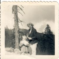 WIth mom, Georgia Marvell, eating snow ball at national park 
